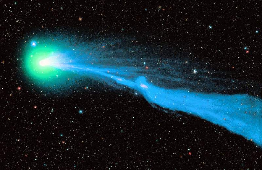 Cometa Lovejoy împrăştie sute de litri de alcool pe secundă în drumul ei prin spaţiu