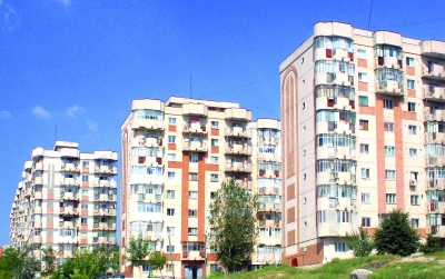 Primăria vinde chiriaşilor apartamentele