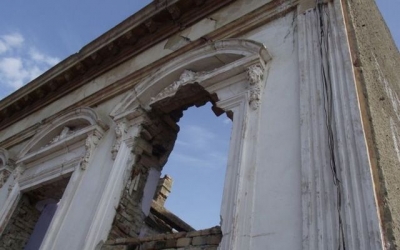Supraimpozit de 500% pentru proprietarii care îşi lasă clădirile şi terenurile în paragină