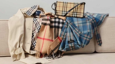 Burberry renunţă la blănuri şi la arderea bunurilor nevândute