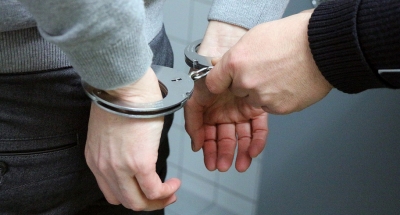 Urmărit pentru evaziune fiscală, trimis după gratii