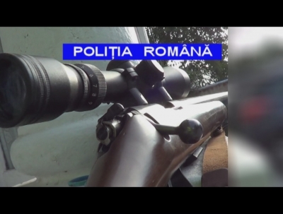 Percheziţii: Arme şi muniţii letale ridicate de poliţiştii gălăţeni