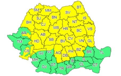 COD GALBEN de ploi torenţiale, furtună şi grindină la Galaţi