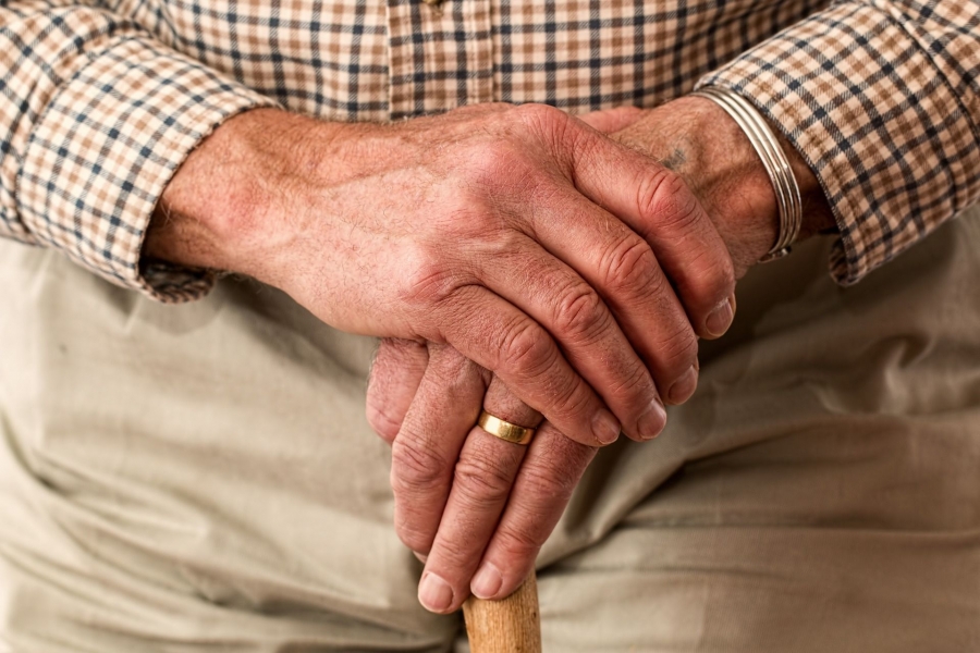 Aproape 947.000 de pensionari au primit indemnizaţie socială în luna septembrie