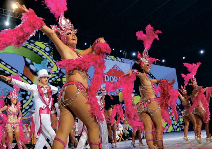 Zece carnavaluri strălucitoare în 2015
