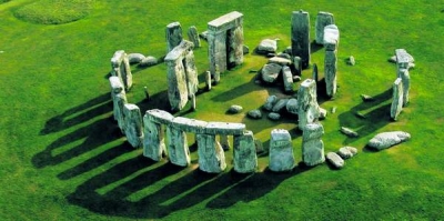 Stonehenge are „fraţi”