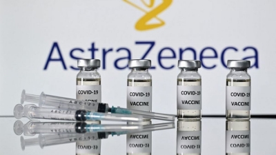 România continuă vaccinarea cu AstraZeneca