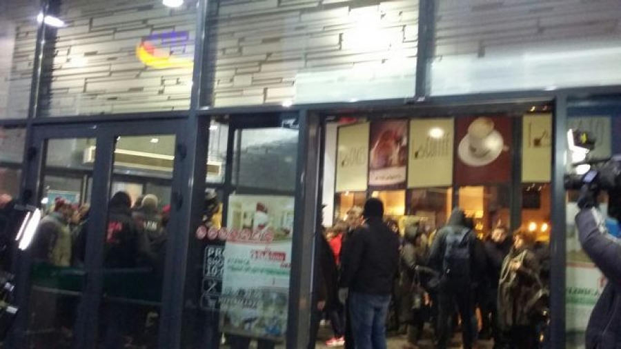 Ameninţare cu bombă la mall-ul de pe Coşbuc