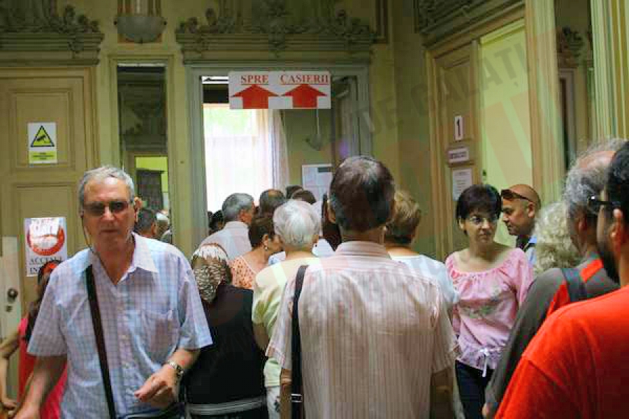 Pensionarii gălăţeni o duc tot mai greu