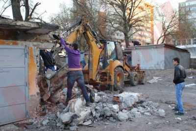 Păsuire pentru demolarea garajelor din Mazepa