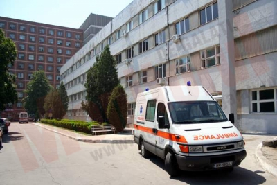 Vremea caldă a crescut cu o treime numărul apelurilor la ambulanţă