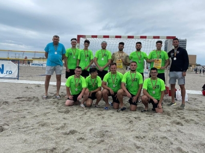 CSU Galaţi, vicecampioana României la handbal-beach