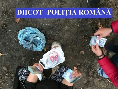 Percheziţii şi arestări în Galaţi şi Vânători: Trafic de persoane în formă continuată