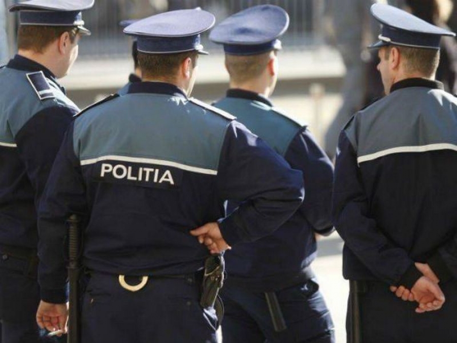 MAI: Salariile de bază ale poliţiştilor şi militarilor au crescut de la 1 ianuarie