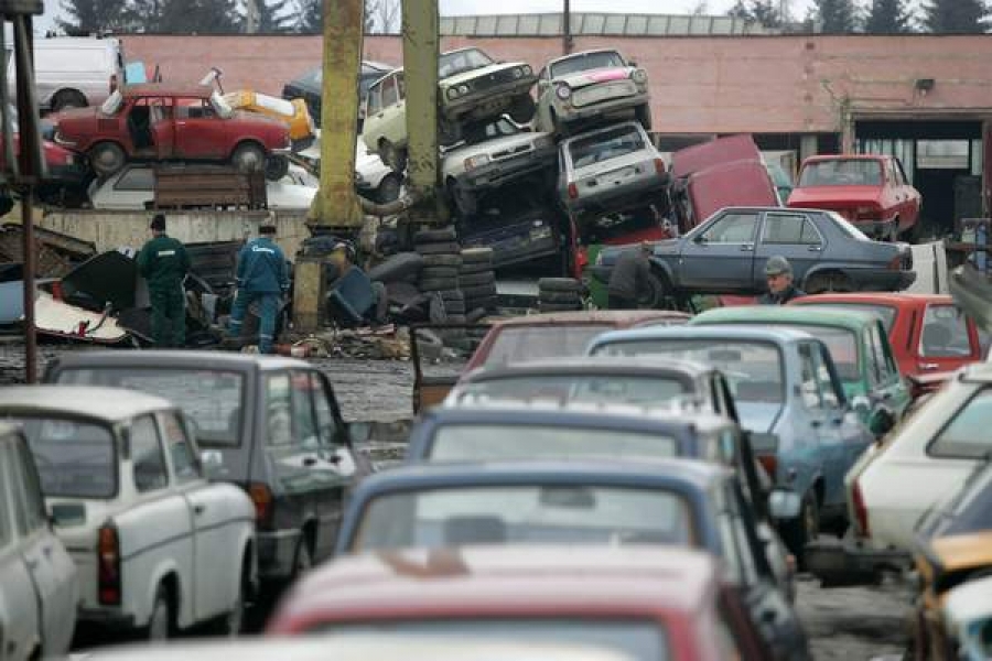 „Pentru ediţia 2015 a programului Rabla ne vom consulta cu reprezentanţii industriei auto”