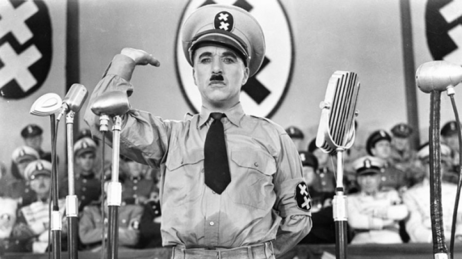 MOVIE NIGHT AT MUSEUM: „Dictatorul” lui Charlie Chaplin rulează vineri seara la Muzeul de Istorie Tecuci