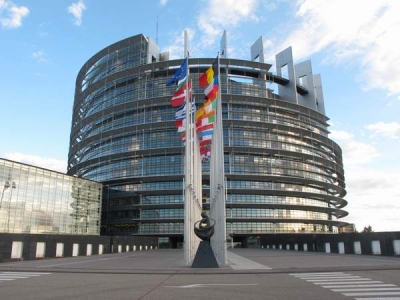 Câţi bani câştigă trimişii României în Parlamentul European