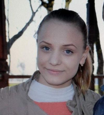 O elevă, dată dispărută; familia crede că a trecut graniţa