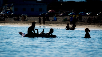 O fetiţă de 10 ani a plutit pe o saltea din Vama Veche până în Bulgaria