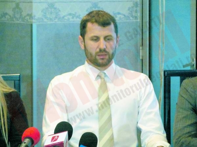 Doctorul Călin Doboş are interdicţie de a părăsi ţara