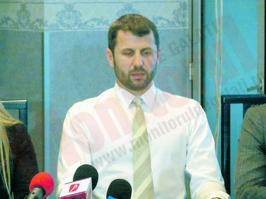 Doctorul Călin Doboş are interdicţie de a părăsi ţara