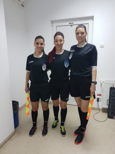 Gălăţencele Alexandra Ivan, Elena Vlase şi Irina Ivan au debutat cu succes în cariera de arbitru internaţional