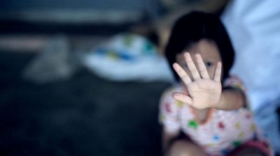 Fetiţă de 6 ani violată de unchi în repetate rânduri