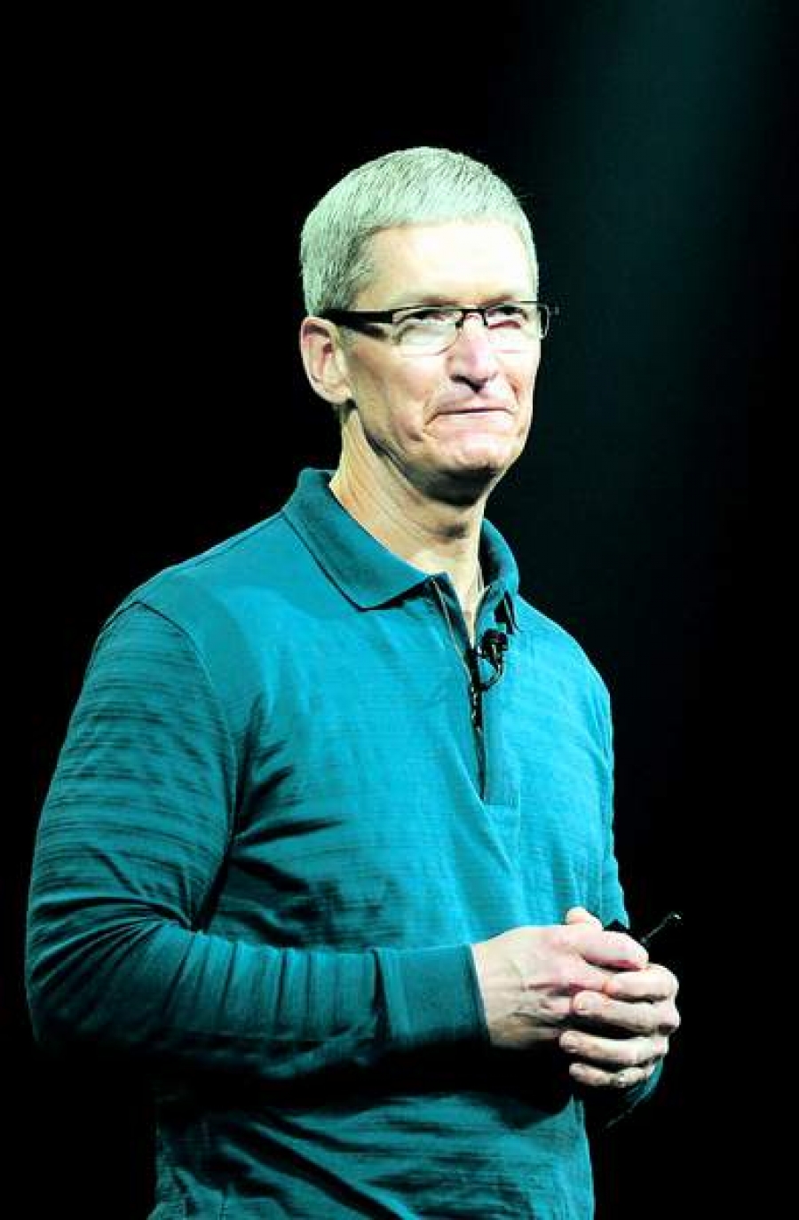 Patronul Apple, Tim Cook, a decis să îşi doneze averea unor asociaţii de binefacere