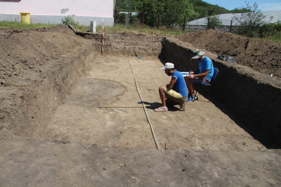 Cercetările arheologice reluate în situl arheologic de la Negrileşti