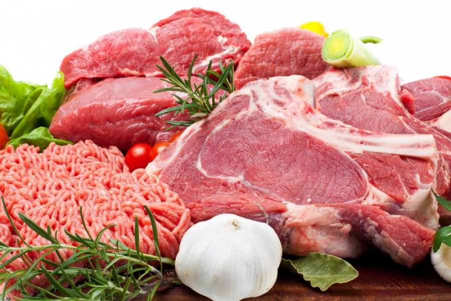 Carne de vită provenită de la animale diagnosticate cu tuberculoză, vândută în supermarketuri