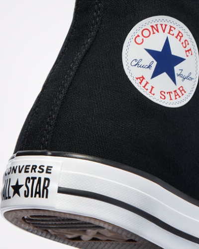 Brandul Converse va deschide primul magazin monobrand în România