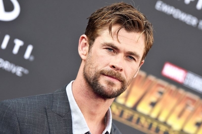 Chris Hemsworth părăseşte Hollywood-ul