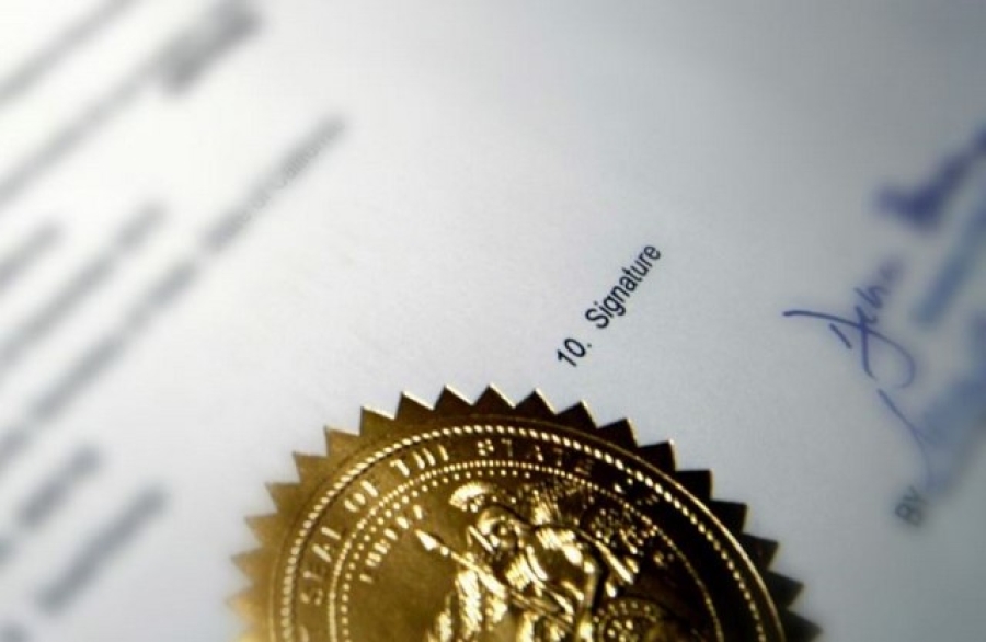 Traducerile legalizate de notari vor putea fi obţinute online