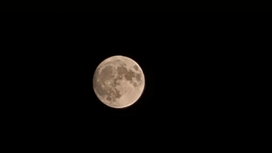 Superluna, deasupra Galaţiului