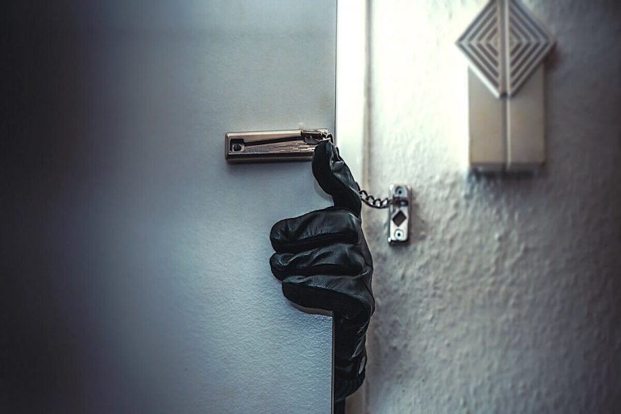 ALERTĂ ÎN JUDEȚUL GALAȚI: Percheziții în 3 localități după spărgători de case