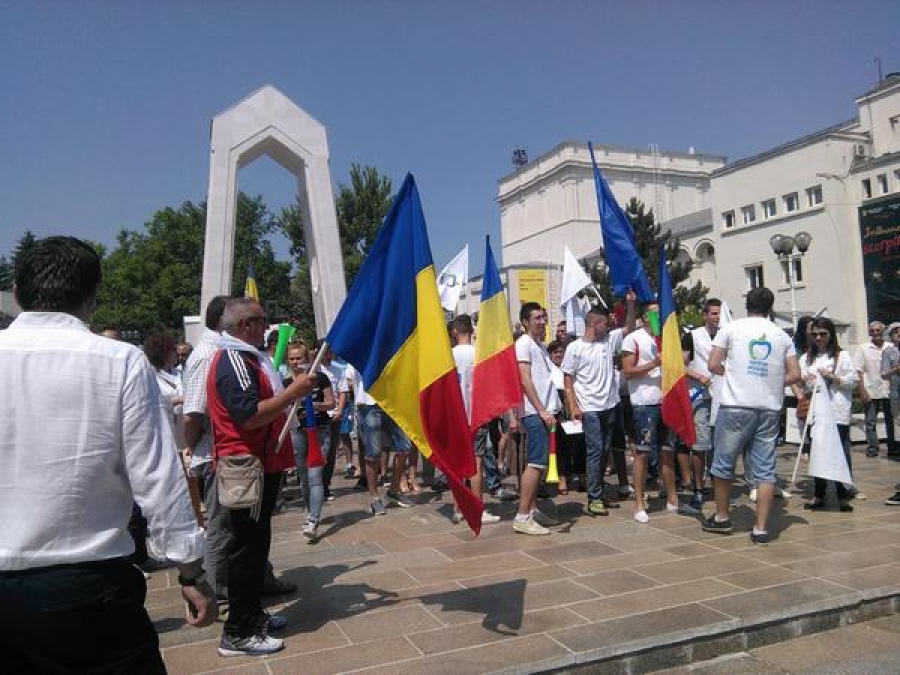 Protest firav anti-Ponta la Galaţi
