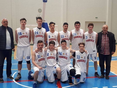 Băieţii Under 18 încheie sezonul cu 5 victorii