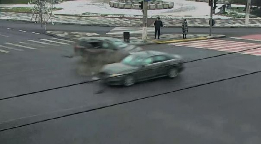 Tamponare spectaculoasă pe strada Brăilei (VIDEO)