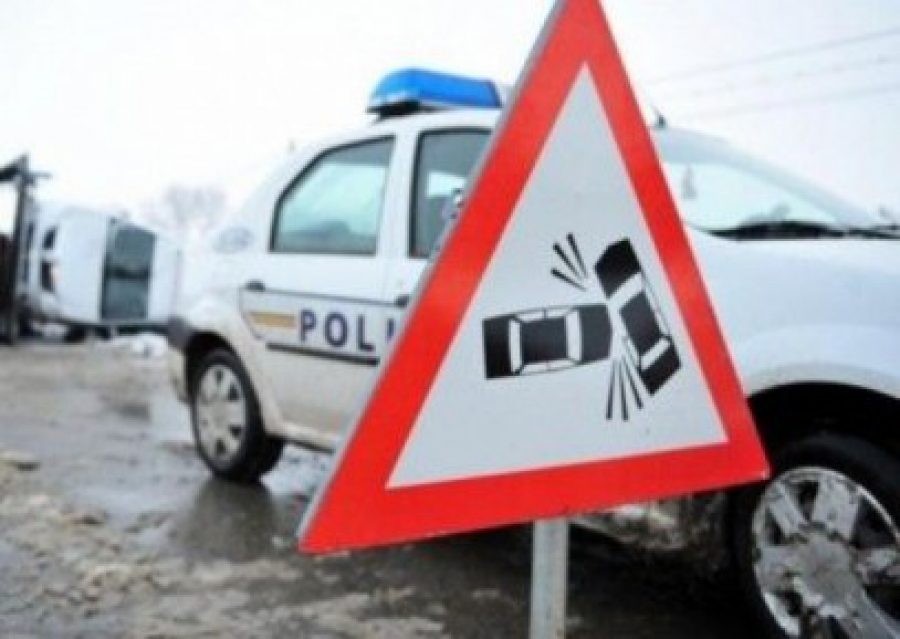 A intrat pe contrasens şi a băgat 4 oameni în spital
