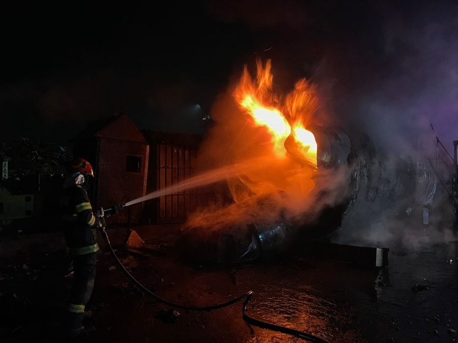 Explozie la o benzinărie din Galaţi (FOTO/VIDEO)