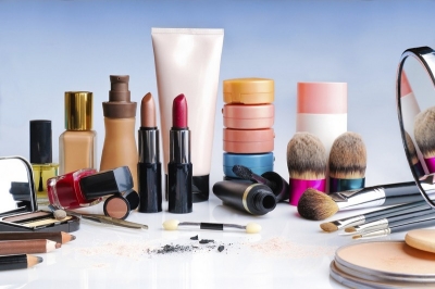 Azbest găsit în produse cosmetice