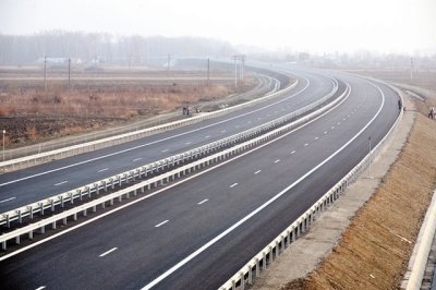 1,2 milioane locuitori vor beneficia de drumuri modernizate cu bani europeni