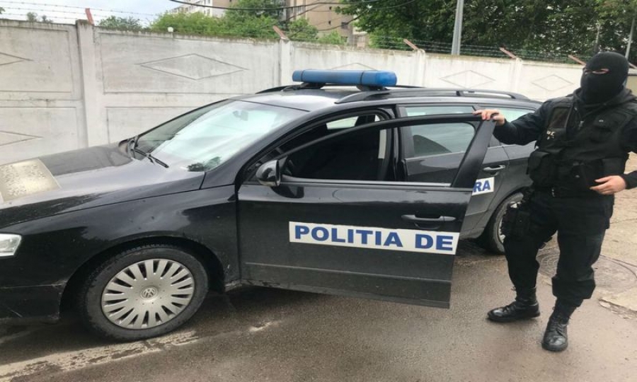 Percheziţii în judeţul Galaţi după traficanţii de migranţi