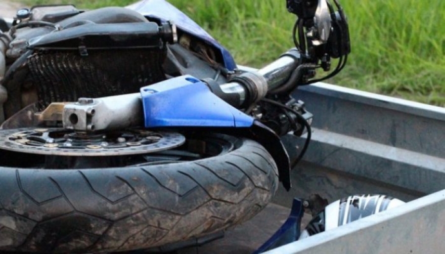 Accident mortal la Pechea: Un motociclist s-a înfipt într-un cap de pod