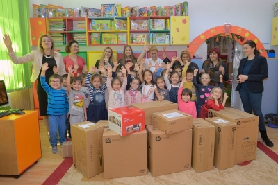 14 grădiniţe din Galaţi, dotate cu echipamente didactice de Combinatul Siderurgic