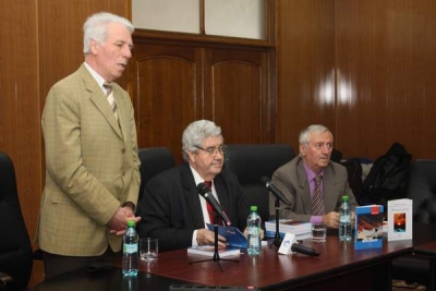 La "Danubius" s-a înfiinţat un cenaclu literar-artistic