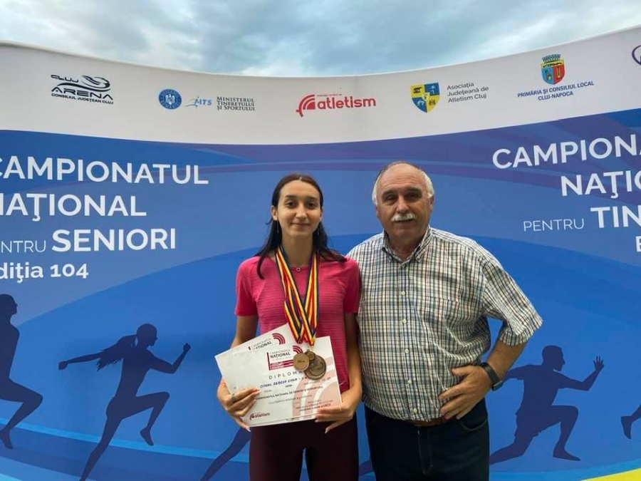 Atleta de la CSM Galaţi, Rebeca Daria Ciocan aleargă după recorduri şi medalii la Piteşti