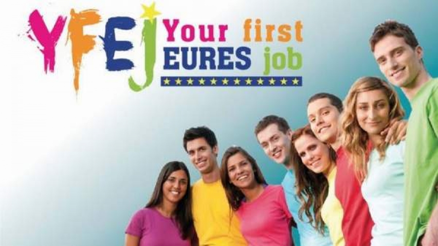 Tinerii gălăţeni, ajutaţi să-şi caute un job în străinătate