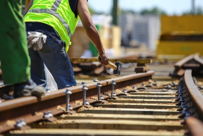 Un singur ofertant pentru reabilitarea Firului II al liniei ferate Tecuci-Iaşi
