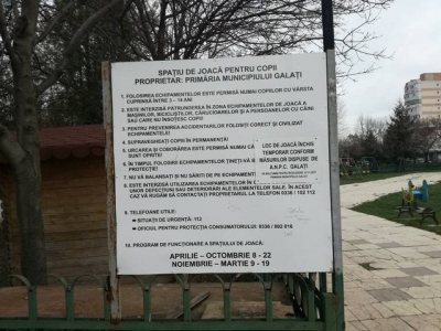 Aproape toate locurile de joacă din Galaţi rămân închise